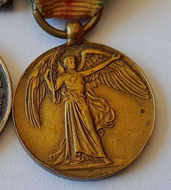 WW1 Miniature Medal Group with MiD Oak Leaf Clasp. Pin Intact.