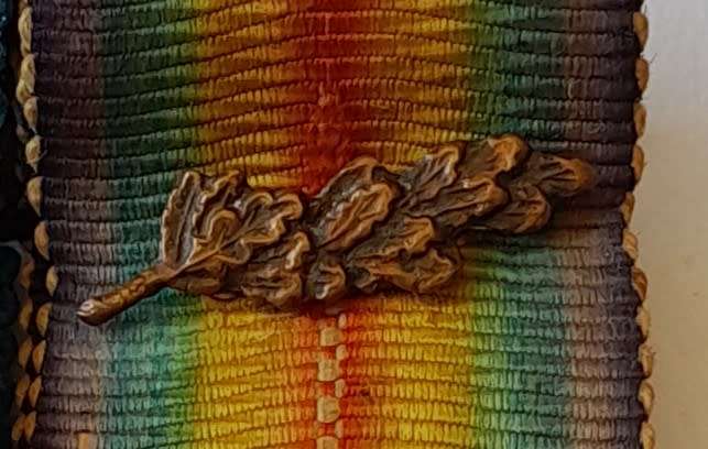 WW1 Miniature Medal Group with MiD Oak Leaf Clasp. Pin Intact.
