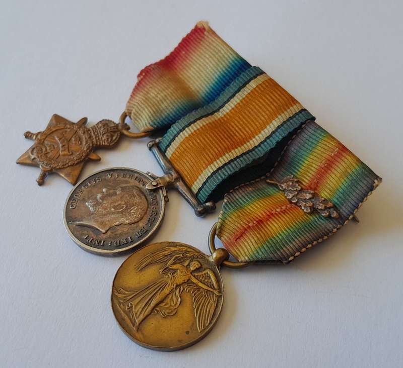 WW1 Miniature Medal Group with MiD Oak Leaf Clasp. Pin Intact.