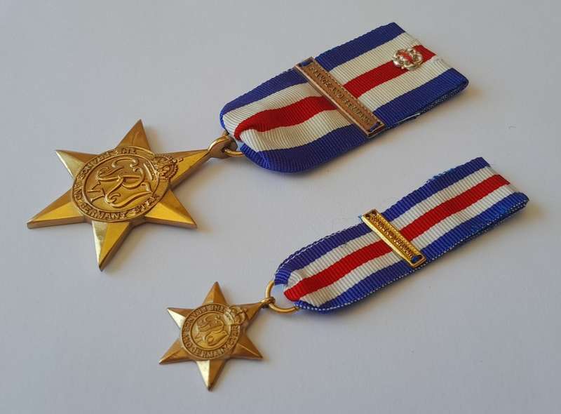 WW2 France and Germany Star Medal Set. Full-Size And Miniature. Unnamed.