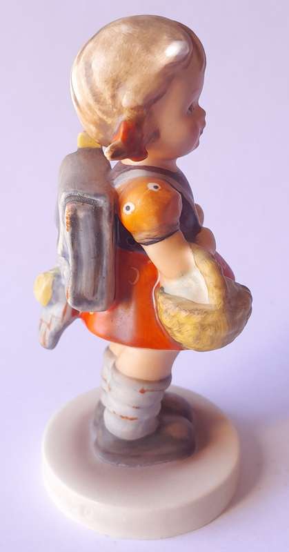 Hummel `School Girl` Figurine. 1960-1972.