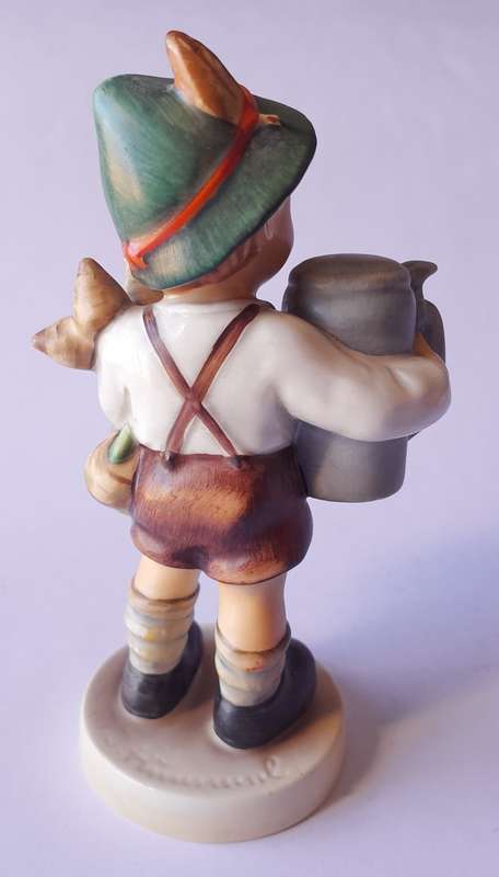 Hummel `For Father` Figurine. 1960-1972.