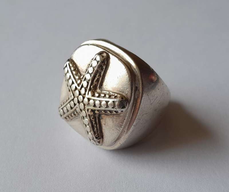 "Reserved" A Designer `Anna Beck` Solid Sterling Silver Starfish Chunky Ring.