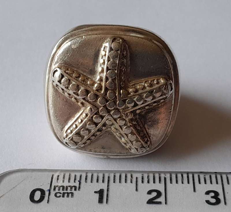 "Reserved" A Designer `Anna Beck` Solid Sterling Silver Starfish Chunky Ring.
