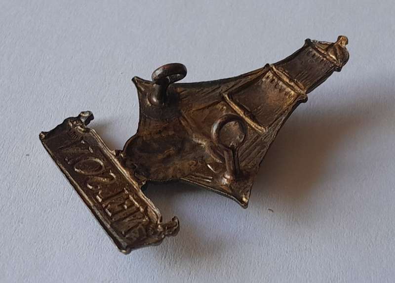 WW1 Nelson Battalion Royal Naval Division Cap Badge. All Brass. Lugs Intact.