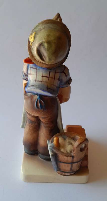 Vintage Hummel Figurine `The Builder`. 1964-1972.