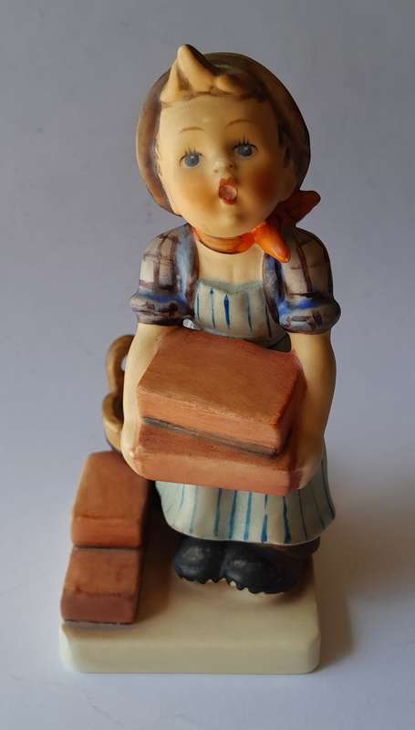 Vintage Hummel Figurine `The Builder`. 1964-1972.