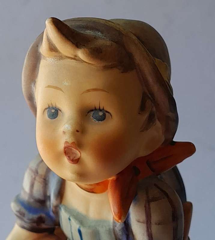 Vintage Hummel Figurine `The Builder`. 1964-1972.