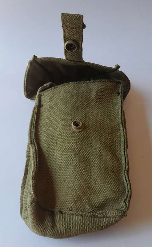 SADF R1 Webbing Ammo Pouch. Mint Condition.