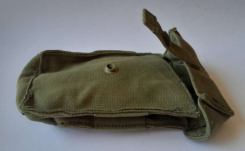 SADF R1 Webbing Ammo Pouch. Mint Condition.