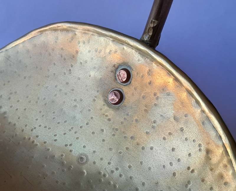 Vintage Hand Beaten Brass Basket. 20 cm.