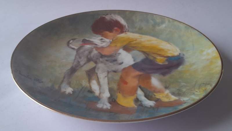 Vintage Plate By Viletta. `Best Friends` By Artist `Thornton Utz`. Signed And Dated. 22 cm.