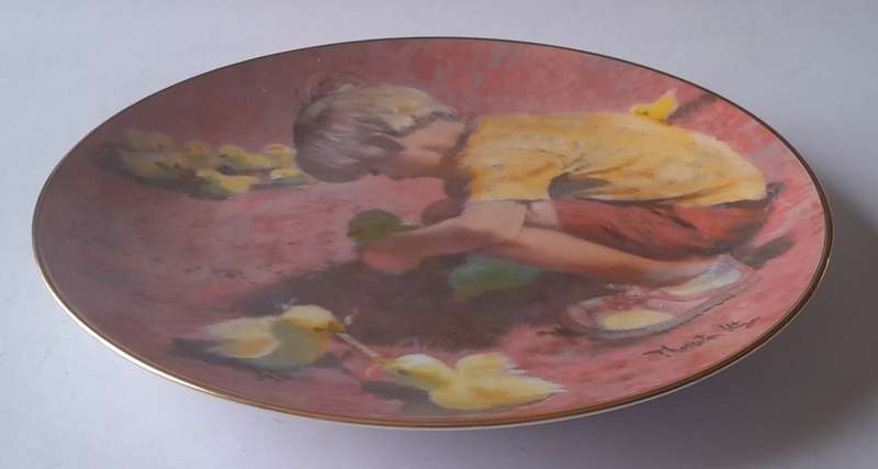 Vintage Plate By Viletta. `Feeding Time` By Artist `Thornton Utz`. Signed And Dated. 22 cm.
