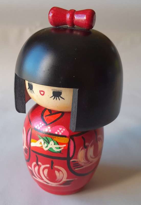 Vintage Kokeshi Doll. Hand Painted Wood. In Original Box.