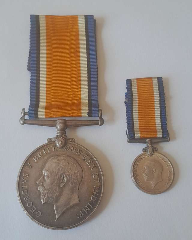 WW1 War Medals Full Sized And Miniature To GNR. O.L. Peterson. South African Heavy Artillery.