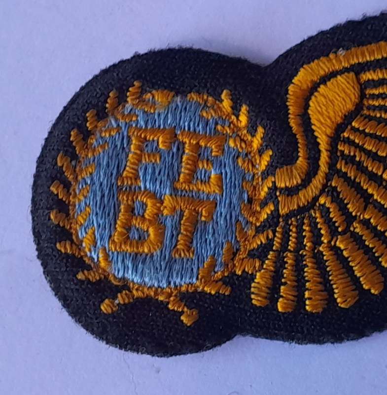 SA Air Force Flight Engineer Large Wing Badge.
