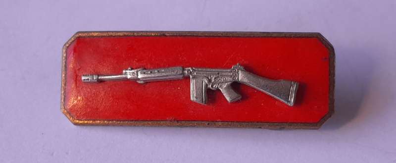SADF Marksman Qualification Badge /`Skiet Balkie` (Silver). Pins Intact.