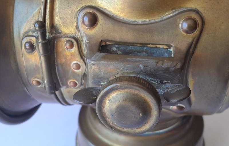 Rare Lucas `King of the Road` Motorcar Oil Lamp. No 724. Circa 1900-1914.
