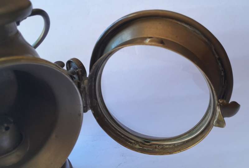 Rare Lucas `King of the Road` Motorcar Oil Lamp. No 724. Circa 1900-1914.