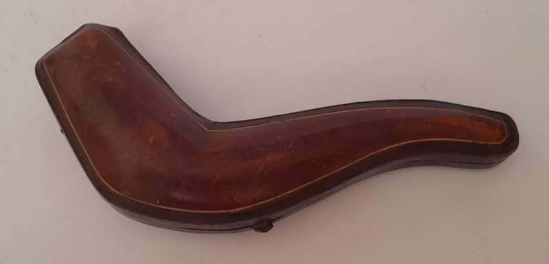 Antique Meerschaum Pipe with Original Fitted Case. Hand Carved.