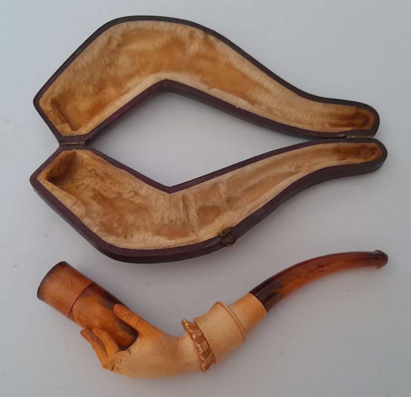 Antique Meerschaum Pipe with Original Fitted Case. Hand Carved.