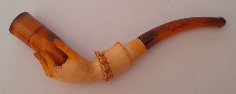 Antique Meerschaum Pipe with Original Fitted Case. Hand Carved.