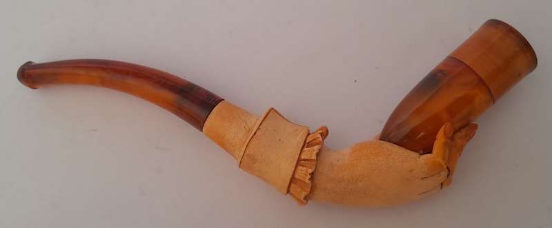 Antique Meerschaum Pipe with Original Fitted Case. Hand Carved.