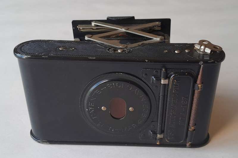 Rare Vintage Kodak Vest Pocket Folding Camera. Circa 1912-1935.