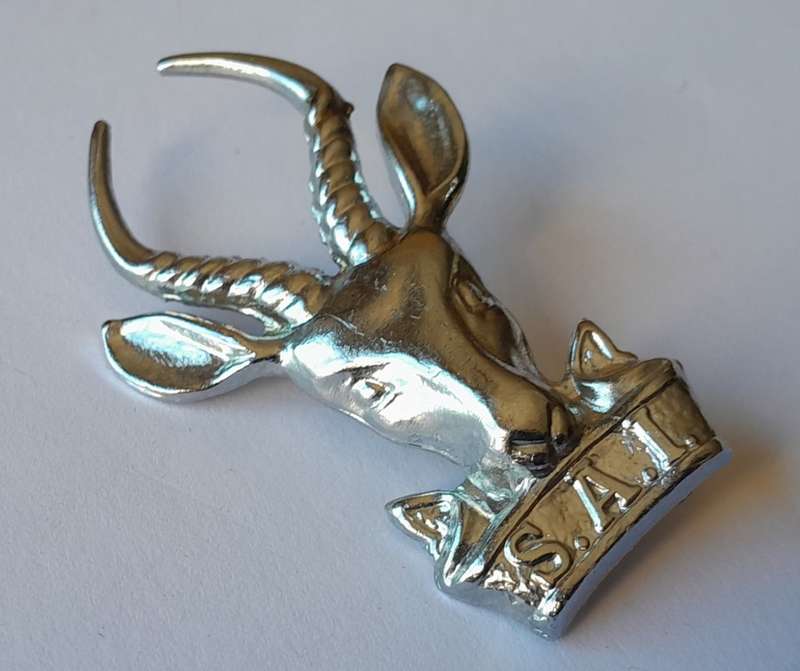 SA Army Infantry Cap Badge.  One Lug Intact.