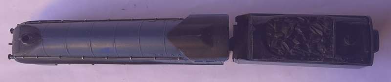 Vintage Hornby Die Cast `Sir Nigel Gresley No 7` Locomotive And LNER Tender. OO Scale.