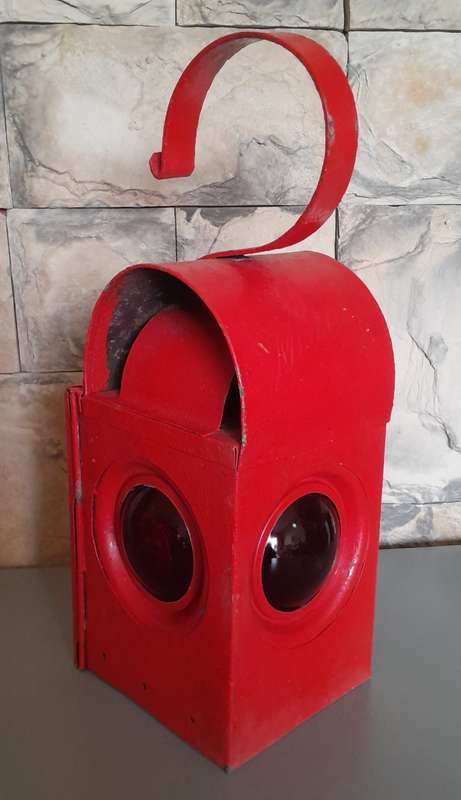 Vintage Metalix 4-sided Railway Paraffin Lamp. Original Container. No Burner.