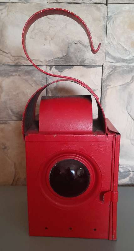 Vintage Metalix 4-sided Railway Paraffin Lamp. Original Container. No Burner.
