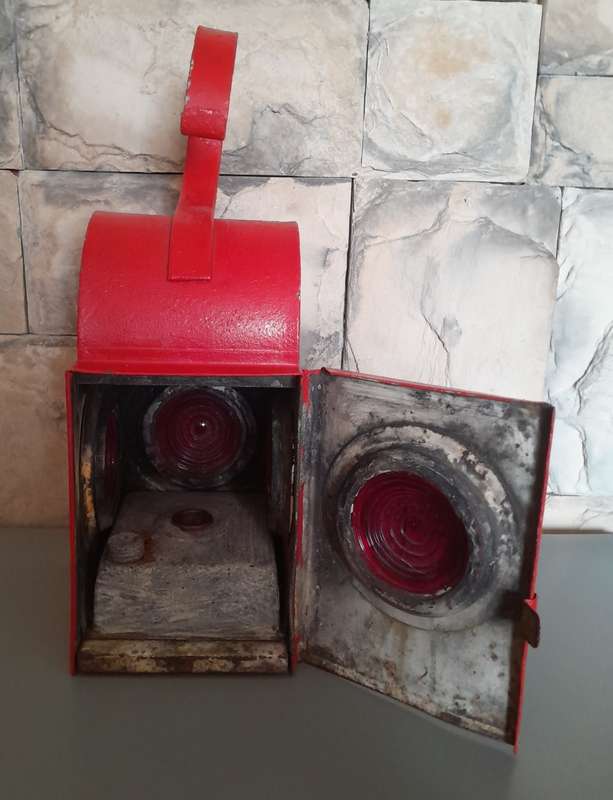 Vintage Metalix 4-sided Railway Paraffin Lamp. Original Container. No Burner.