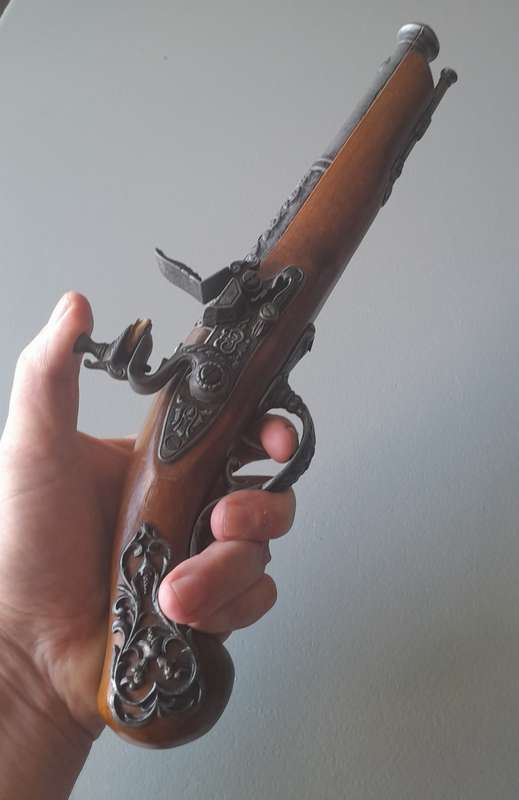 Vintage Non Firing Replica 1820`s Flintlock Dueling Pistol.
