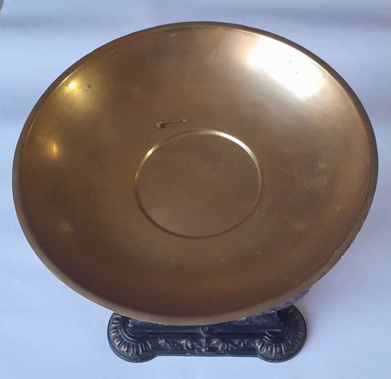 Vintage Cast Iron And Brass `Salter Family Scale No.45`. Excellent Condition.