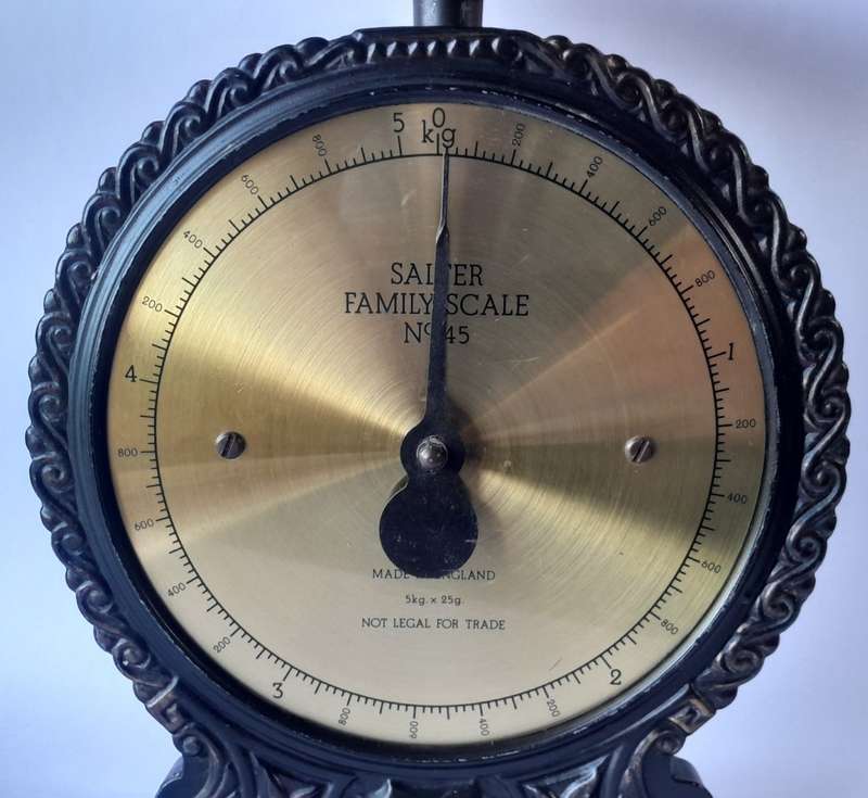 Vintage Cast Iron And Brass `Salter Family Scale No.45`. Excellent Condition.