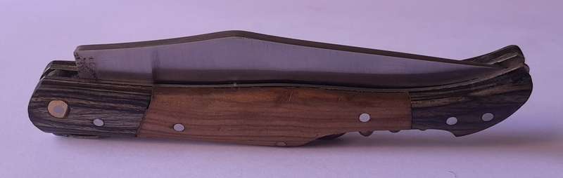 "Reserved" Vintage `Laguiole` Folding Knife With Two Tone Wood Handle.