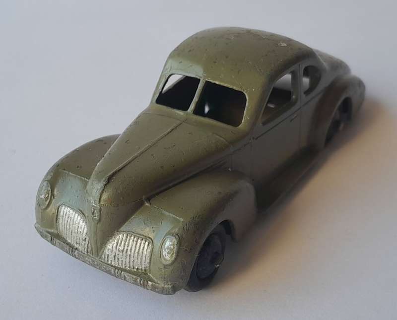 Vintage Dinky Toys `Studebaker State Commander Coupe` By Meccano Ltd.