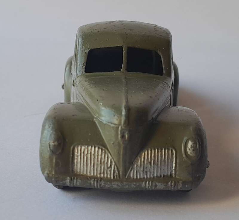 Vintage Dinky Toys `Studebaker State Commander Coupe` By Meccano Ltd.