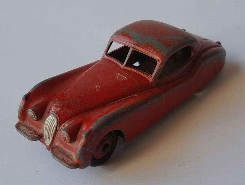 Vintage Dinky Toys `Jaguar XK120` By Meccano Ltd. No.157.