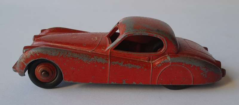 Vintage Dinky Toys `Jaguar XK120` By Meccano Ltd. No.157.