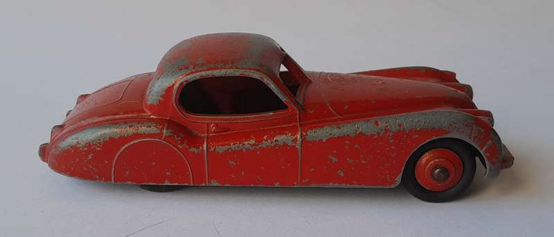 Vintage Dinky Toys `Jaguar XK120` By Meccano Ltd. No.157.