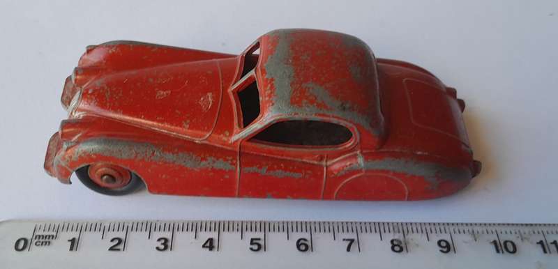 Vintage Dinky Toys `Jaguar XK120` By Meccano Ltd. No.157.