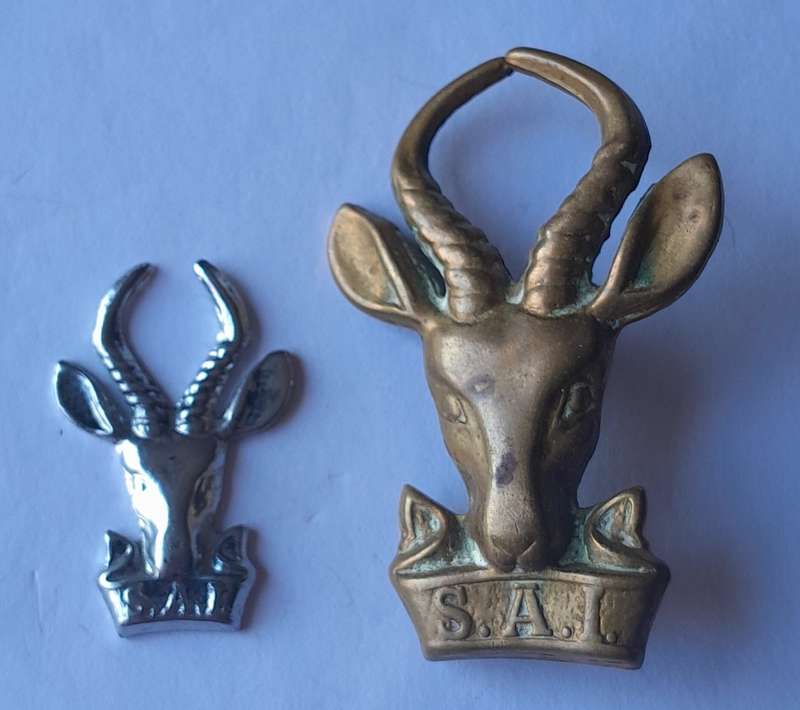Vintage SA Infantry Brass Cap Badge and Chrome Collar Badge.