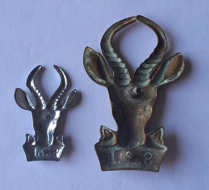 Vintage SA Infantry Brass Cap Badge and Chrome Collar Badge.