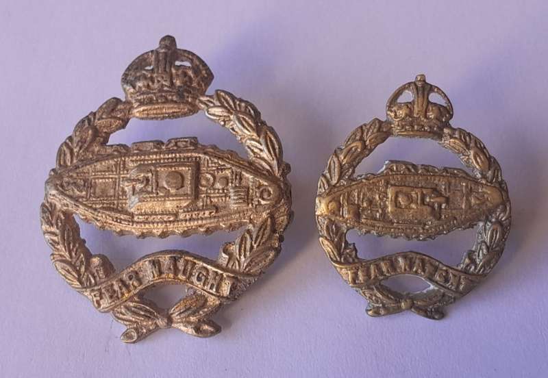 WW2 British Army Royal Tank Regiment Cap and Collar Badges.  Lugs Intact.