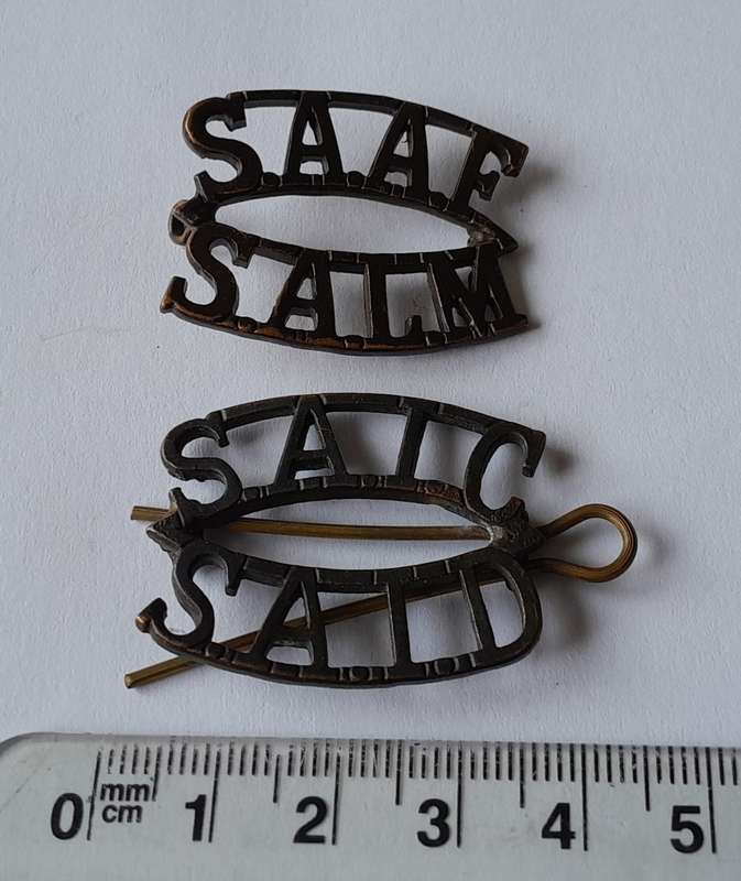 WW2 SA Air Force And SA Instructional Corps Shoulder Titles.