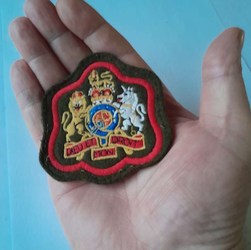 Royal Artillery Warrant Officer Badge.