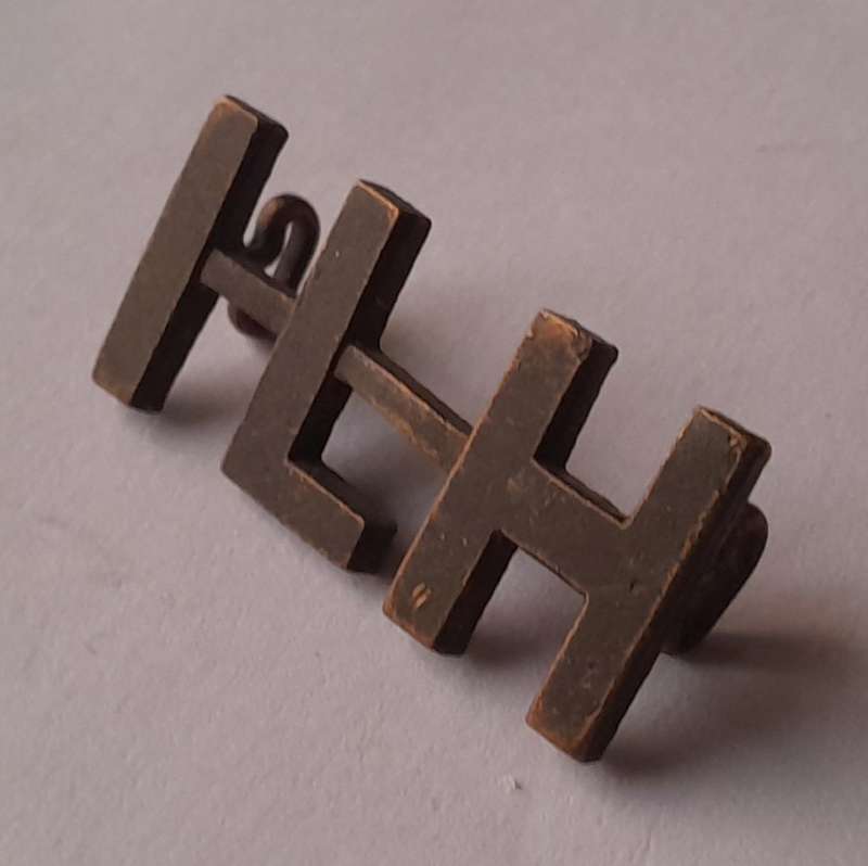 Boer War Imperial Light Horse Shoulder Title. Lugs Intact.