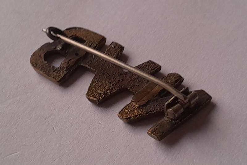 WW2 SA National Volunteer Brigade Shoulder Title.  Pin Intact.